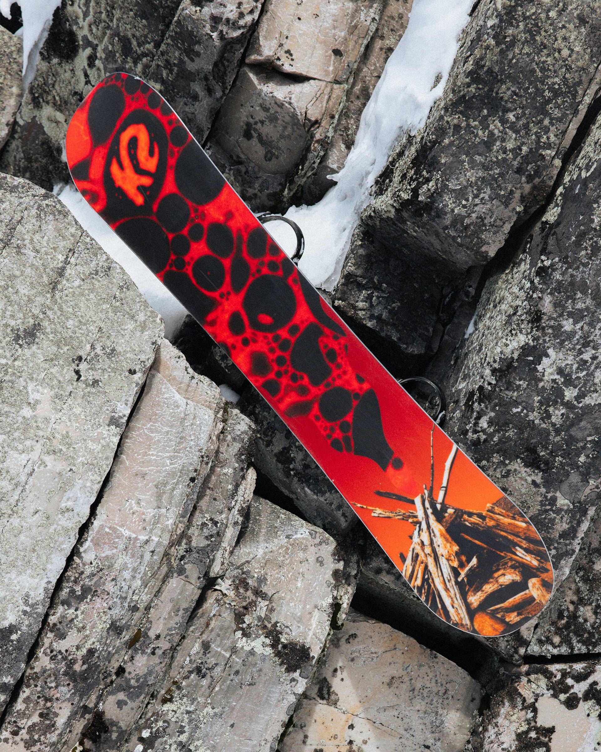 Embassy Snowboard '26