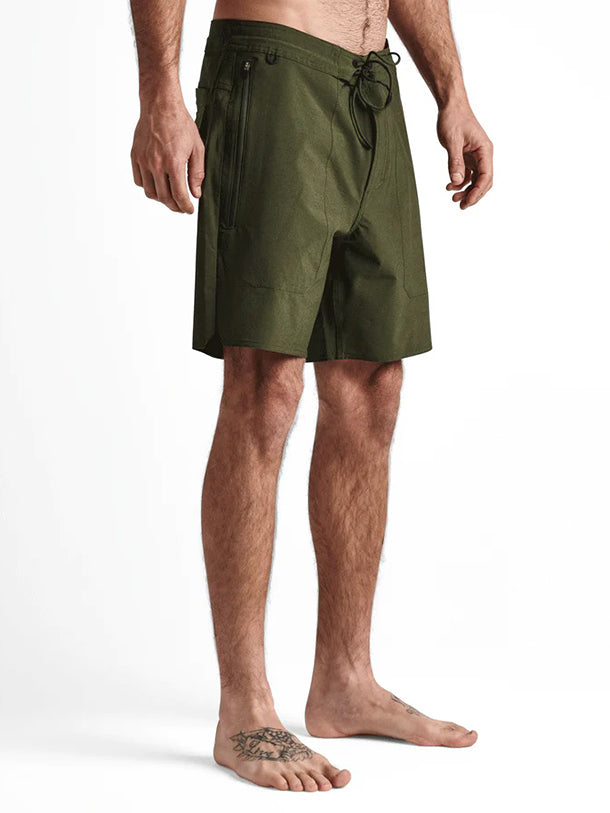 Roark Men's Layover Hybrid Trail Shorts 18"