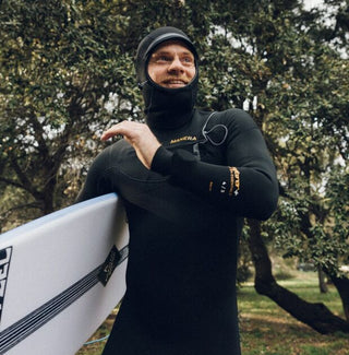 Manera XTEND Cold Session 2mm Hood - Black 