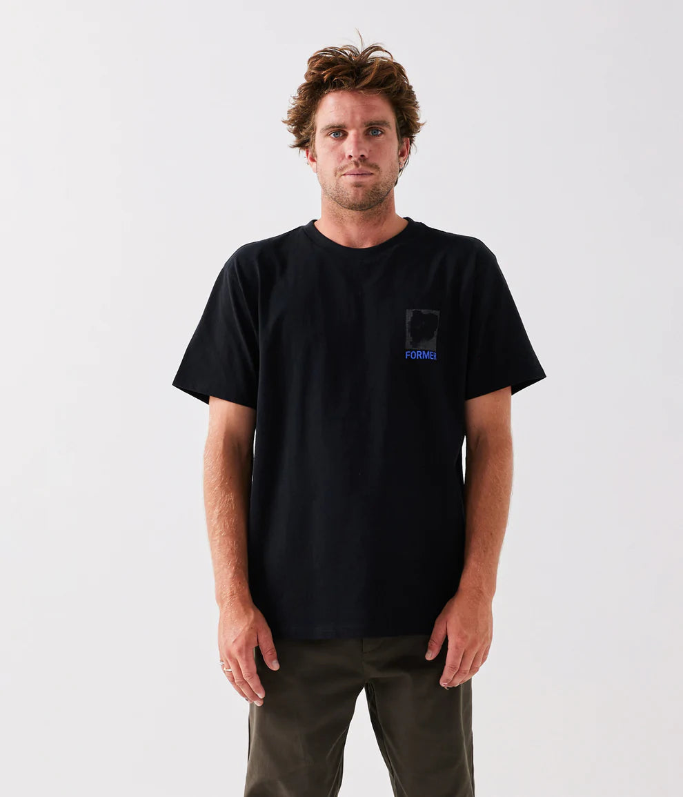 Former Men`s Excavation S/S T-Shirt - BLACK