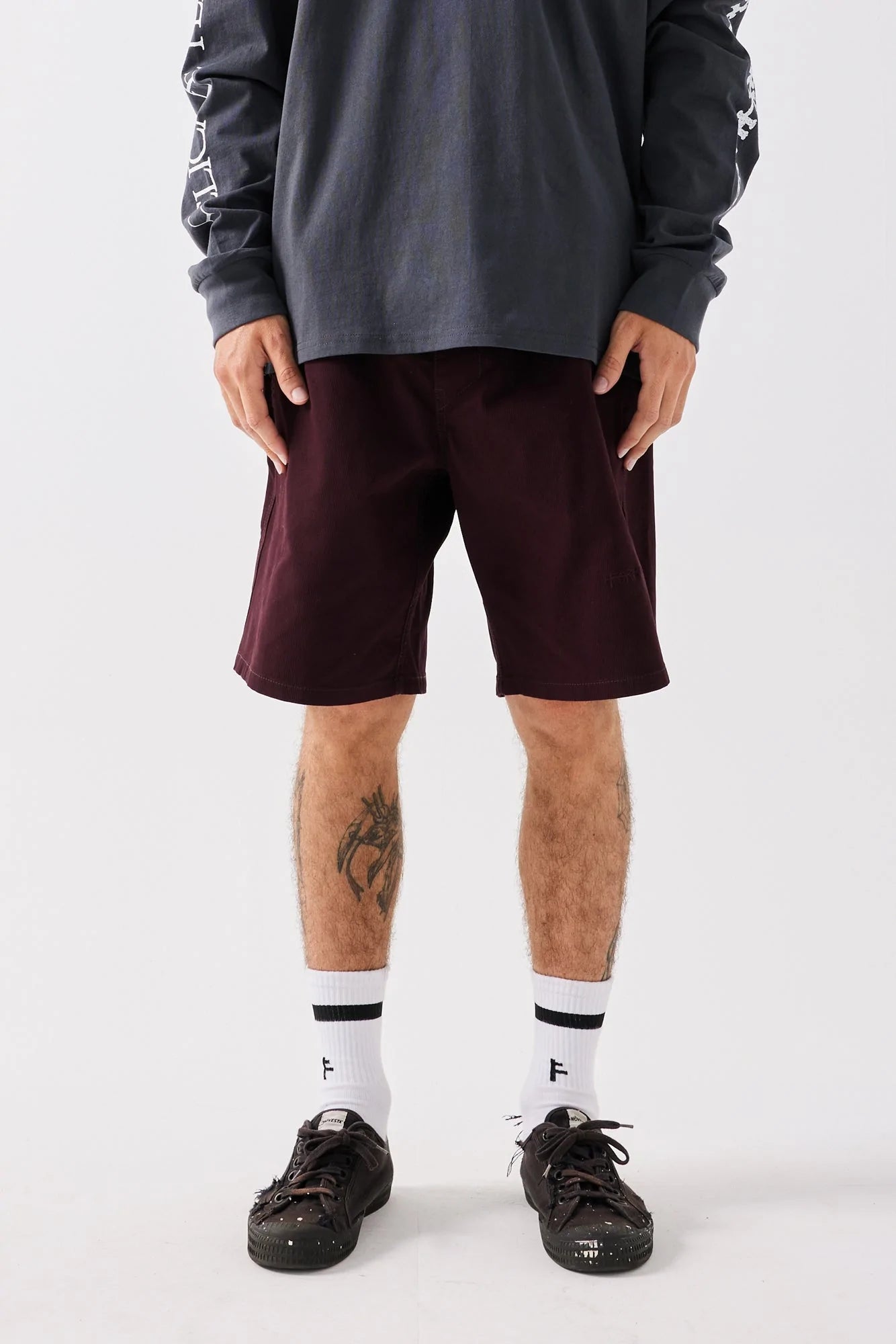 Former Men`s Prayer Walk Short - BURGUNDY