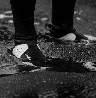 Manera Magma 5mm Split Toe Booties - Black 