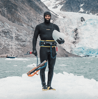 Manera Men's Magma Meteor 6/4mm Chest Zip Hooded Fullsuit Wetsuit