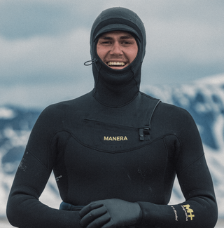Manera Men's Magma Meteor 6/4mm Chest Zip Hooded Fullsuit Wetsuit