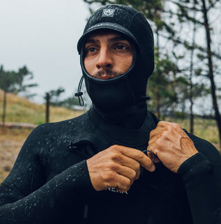 Manera X10D 2.0mm Surf Hood - Black 