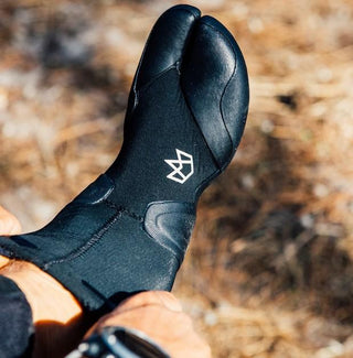 Manera X10D Split Toe 3mm Surf Booties - Black 